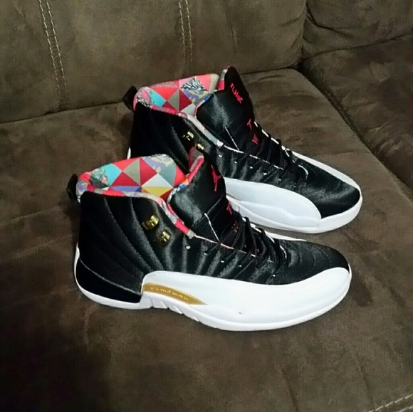Jordan 12 Chinese New Year - Picture 3 of 6